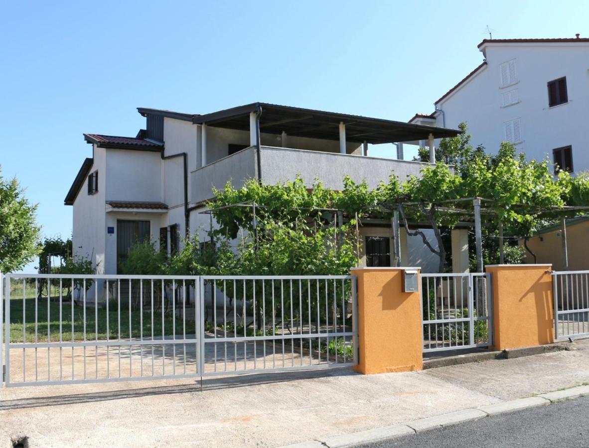 Apartments Jan Banjole Exterior photo
